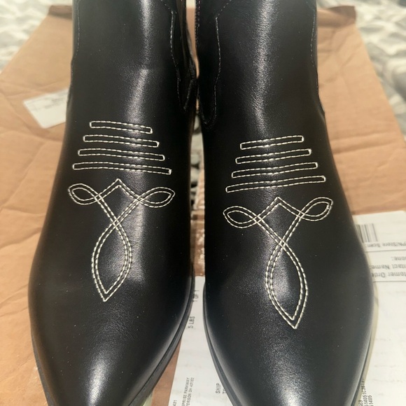 Torrid Black Embroidered Heeled Boots - Picture 2 of 4